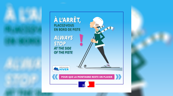 Illustration d'un skieur à l'arrêt pour signifier l'importance de bien se placer en bord de piste lorsque l'on est à l'arrêt.